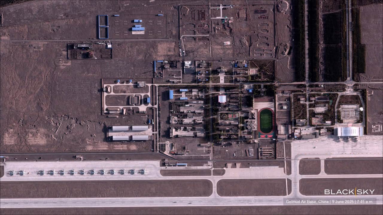 Golmud Air Base, Qinghai Province, China